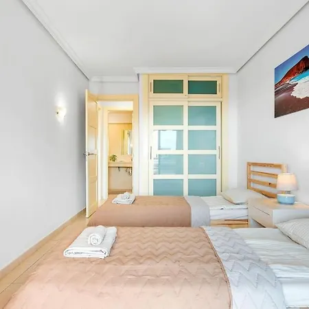 2bdr Ocean And La Gomera Vista Getaway *