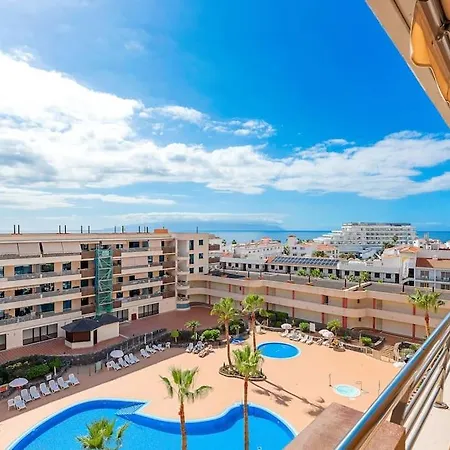 2bdr Ocean And La Gomera Vista Getaway